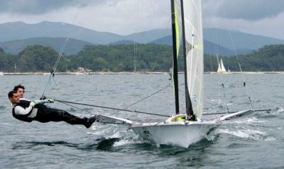 Diego Botín y Pablo Turrado siguen al frente de la flota de 49er, seguidos de los asturianos Federico y Arturo Alonso Diego Botín y Pablo Turrado siguen al frente de la flota de 49er, seguidos de los asturianos Federico y Arturo Alonso
