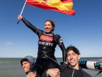 Dobla corona para la rider del Club Náutico Sevilla Nía Suardíaz en la GWA Wingfoil World Cup de Leucate (Francia)