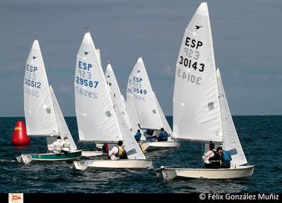 Durante el pasado fin de semana se celebró en aguas de Gijón, el XVII Trofeo de la Hispanidad de Vela Ligera