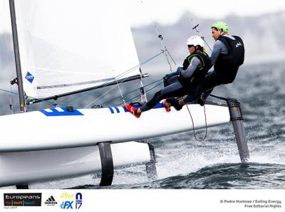 Echávarri y Pacheco estrenan barco con foils liderando el Europeo de Nacra 17 Echávarri y Pacheco estrenan barco con foils liderando el Europeo de Nacra 17