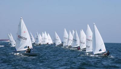 El Abra conoció a los primeros ganadores del año en vela ligera tras la disputa del Trofeo Guadalimar