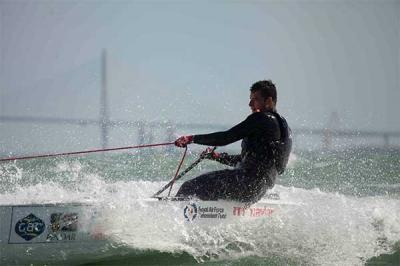 El británico Edward Wright y el suizo Nils Theuninck se proclaman campeones de Europa de Finn en Cádiz El británico Edward Wright y el suizo Nils Theuninck se proclaman campeones de Europa de Finn en Cádiz