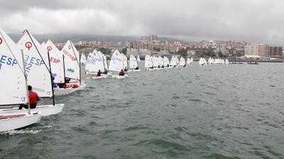 El Campeonato de Bizkaia de vela ligera 2019 tiene lugar este fin semana en aguas del Abra El Campeonato de Bizkaia de vela ligera 2019 tiene lugar este fin semana en aguas del Abra