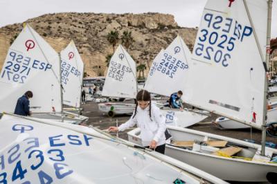El Campeonato de España de Optimist de Alicante abre las puertas del Mundial y el Europeo El Campeonato de España de Optimist de Alicante abre las puertas del Mundial y el Europeo