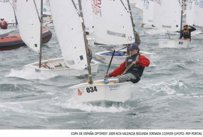 El catalán Carlos Robles navega firme hacia el título de campeón de la Copa de España El catalán Carlos Robles navega firme hacia el título de campeón de la Copa de España