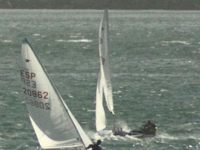 El Chiqui IV con Enrique García de Soto y Carlos Losada se impuso en la segunda tirada del Memorial Lola Pérez para la clase Snipe El Chiqui IV con Enrique García de Soto y Carlos Losada se impuso en la segunda tirada del Memorial Lola Pérez para la clase Snipe