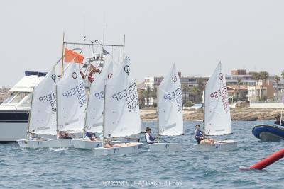 El Club Náutico Santa Pola campeón del Autonómico de Optimist por Equipos 20:01 El Club Náutico Santa Pola campeón del Autonómico de Optimist por Equipos 20:01