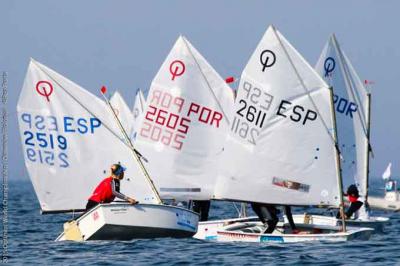 El equipo español hace pleno en la primera de las dos jornadas del Mundial Team Racing El equipo español hace pleno en la primera de las dos jornadas del Mundial Team Racing