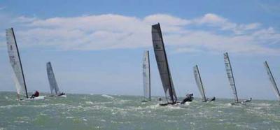 El gaditano Eduardo Gómez se adjudica el primer tanto de la Liga de Invierno de Catamarán El gaditano Eduardo Gómez se adjudica el primer tanto de la Liga de Invierno de Catamarán