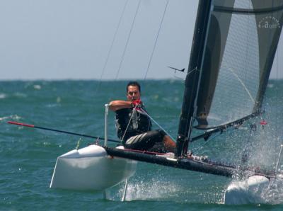 El gaditano Juan Jose Sola y los sevillanos Luis Alvarez y Adriano Patrón, se proclaman campeones de España de Catamarán en Valencia El gaditano Juan Jose Sola y los sevillanos Luis Alvarez y Adriano Patrón, se proclaman campeones de España de Catamarán en Valencia