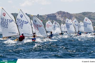 El mallorquín Jordi Lladó se coloca líder del Campeonato de España de Optimist en el Reial Club Nàutic Port de Pollença El mallorquín Jordi Lladó se coloca líder del Campeonato de España de Optimist en el Reial Club Nàutic Port de Pollença