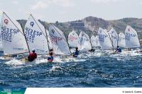 El mallorquín Jordi Lladó se coloca líder del Campeonato de España de Optimist en el Reial Club Nàutic Port de Pollença