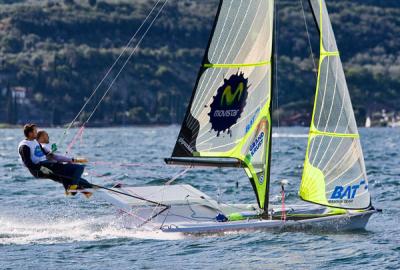 El movistar de Iker y Xabi gana la Medal Race El movistar de Iker y Xabi gana la Medal Race