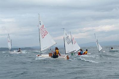 El Náutico de Riveira anfitrión del Campeonato Gallego de Optimist El Náutico de Riveira anfitrión del Campeonato Gallego de Optimist