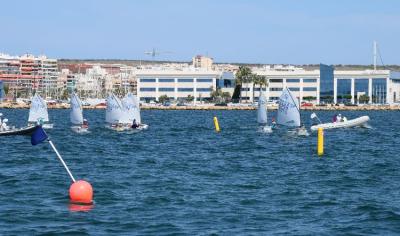 El náutico de Santa Pola se pone al frente de la tabla en el Autonómico por Equipos El náutico de Santa Pola se pone al frente de la tabla en el Autonómico por Equipos