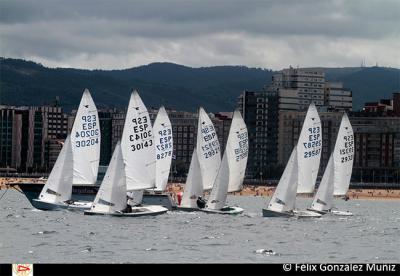 El próximo domingo comienza en la bahía de Gijón, el Trofeo de Primavera de vela ligera El próximo domingo comienza en la bahía de Gijón, el Trofeo de Primavera de vela ligera