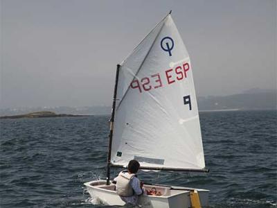 El RCN Vigo organizó este fin de semana la I Regata Aceites Abril 