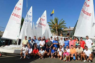 El Trofeo Armada Española de Snipe para máster y tripulaciones mixtas fue un éxito