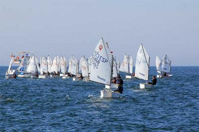 El Trofeo Guadalimar inaugura en el Abra las pruebas de vela ligera de 2018 El Trofeo Guadalimar inaugura en el Abra las pruebas de vela ligera de 2018
