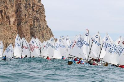 El Trofeo RCN Calpe Vela Infantil abre la temporada de regatas de alto nivel en el club calpino El Trofeo RCN Calpe Vela Infantil abre la temporada de regatas de alto nivel en el club calpino