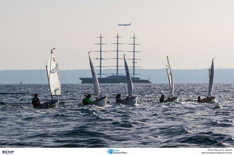 El ucraniano Madonich apunta a la victoria en el 71º Trofeo Ciutat de Palma El ucraniano Madonich apunta a la victoria en el 71º Trofeo Ciutat de Palma