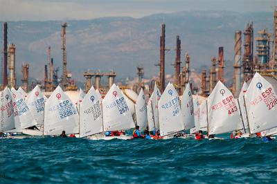 El valenciano Enrique Urios se lleva el 'Trofeo Magdalena' de Vela Infantil en Castellón El valenciano Enrique Urios se lleva el 'Trofeo Magdalena' de Vela Infantil en Castellón