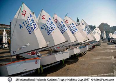 El viento falta en la segunda jornada del 28 Palamós Optimist Trophy-12 Nations Cup El viento falta en la segunda jornada del 28 Palamós Optimist Trophy-12 Nations Cup