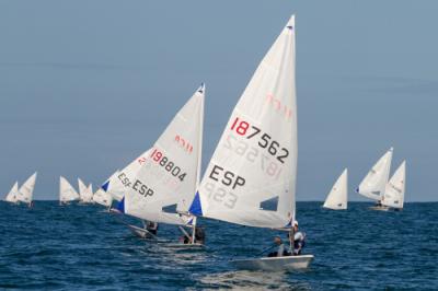 El viento racheado del suroeste señala a los favoritos en aguas del Abra El viento racheado del suroeste señala a los favoritos en aguas del Abra