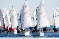 El viento sigue condicionando el programa de regatas en la Euromarina Optimist Torrevieja