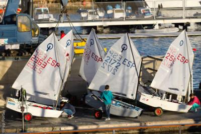 El VII Trofeo Internacional Ciudad de Torrevieja reúne a 318 regatistas representado a 14 países El VII Trofeo Internacional Ciudad de Torrevieja reúne a 318 regatistas representado a 14 países