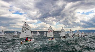 El XXXII Trofeo Escuela de Vela José Luis de Ugarte-Fashion Outlet vuelve al Abra con más de 200 regatiicle El XXXII Trofeo Escuela de Vela José Luis de Ugarte-Fashion Outlet vuelve al Abra con más de 200 regatiicle