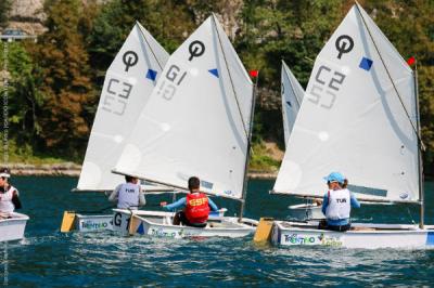 España se queda sin poder revalidar el título de campeona de Europa Team Racing. España se queda sin poder revalidar el título de campeona de Europa Team Racing.