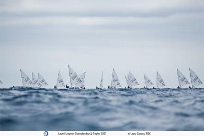 España se suma al grupo oro en el Campeonato de Europea de Laser España se suma al grupo oro en el Campeonato de Europea de Laser