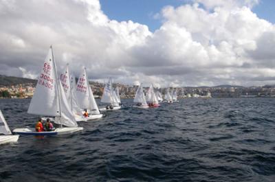 Este fin de semana se celebra en Vigo el VII Memorial Cholo Armada de snipe