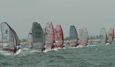 Fernando Martínez del Cerro se coloca al frente del Campeonato de España de Fórmula Windsurfing Fernando Martínez del Cerro se coloca al frente del Campeonato de España de Fórmula Windsurfing