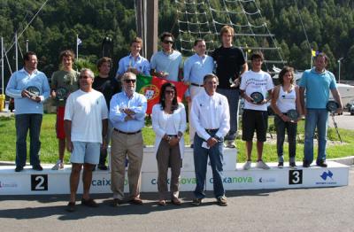 Finalizó en el Club Náutico Punta Lagoa de Vigo el Campeonato Ibérico Caixanova de Láser con total dominio de los barcos de Portugal Finalizó en el Club Náutico Punta Lagoa de Vigo el Campeonato Ibérico Caixanova de Láser con total dominio de los barcos de Portugal