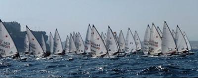 Gran jornada de regatas para el último día del Trofeo RCMS de Vela Ligera Gran jornada de regatas para el último día del Trofeo RCMS de Vela Ligera