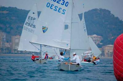 Guerrero arrebata el liderazgo al Málaga CF en el ecuador del Trofeo SM El Rey-73 Regata de Invierno Guerrero arrebata el liderazgo al Málaga CF en el ecuador del Trofeo SM El Rey-73 Regata de Invierno