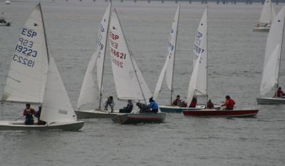 Intratable el Escuela de Náutica en el santenderino Trofeo Nordeste de snipe