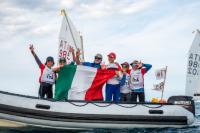 Italia se proclama campeona del mundo de Optimist por equipos, superando al combinado español en una frenética regata final