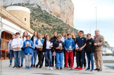 Javier Clement logra el triunfo en el Trofeo Vela Infantil de Calpe Javier Clement logra el triunfo en el Trofeo Vela Infantil de Calpe