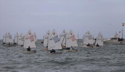 Jornada en blanco en el Meeting VANGUARD de optimist en A Coruña Jornada en blanco en el Meeting VANGUARD de optimist en A Coruña