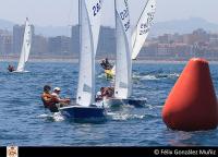 José Palacio y Alberto Suárez en Snipe, primeros líderes del Trofeo de Otoño de Vela Ligera del RC Astur de Regatas.