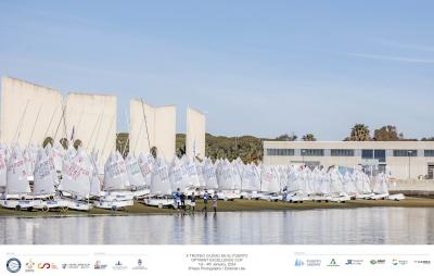 La 10ª Regata Ciudad del Puerto, Trofeo Excellence Cup de Optimist se decidirá mañana a una única carta