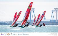 La bahía de Cádiz acoge este fin de semana la Copa de Andalucía de iQFOil