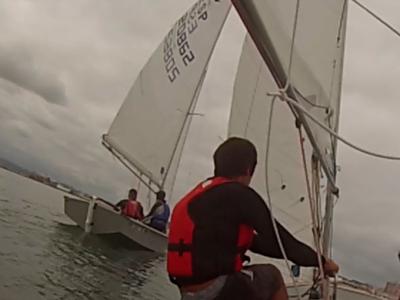 La falta de viento obligó a suspender, a falta del último tramo, la tirada con la del Snipe volvía a la competición La falta de viento obligó a suspender, a falta del último tramo, la tirada con la del Snipe volvía a la competición