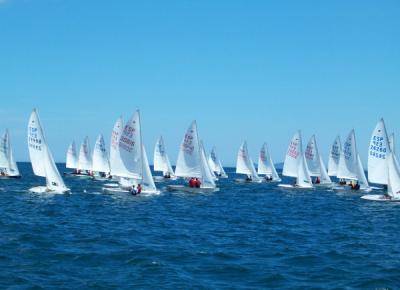 La flota de snipe de Cádiz, se cita en la bahía gaditana para regatear la segunda regata de la flota, perteneciente a su liga de invierno. La flota de snipe de Cádiz, se cita en la bahía gaditana para regatear la segunda regata de la flota, perteneciente a su liga de invierno.