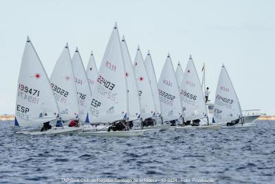 La flota murciana manda en el VI Trofeo Centenario que se disputa en Santiago de la Ribera La flota murciana manda en el VI Trofeo Centenario que se disputa en Santiago de la Ribera