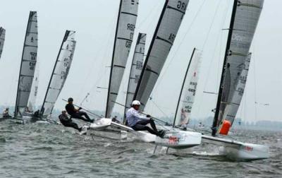 La flota viguesa, ante el reto del Campeonato de España de catamaranes