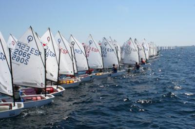 La ibicenca Raquel Alandete y Jaume Gomila, líderes provisionales del Trofeo Illes Balears de Láser 4.7 y Láser Standard La ibicenca Raquel Alandete y Jaume Gomila, líderes provisionales del Trofeo Illes Balears de Láser 4.7 y Láser Standard